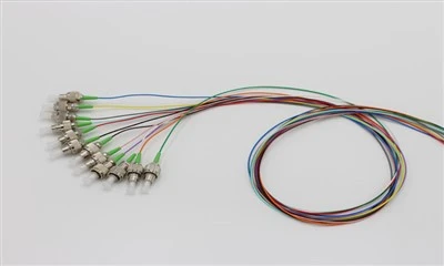 Šviesolaidis Optika Pigtail FC APC 12 SPALVOS