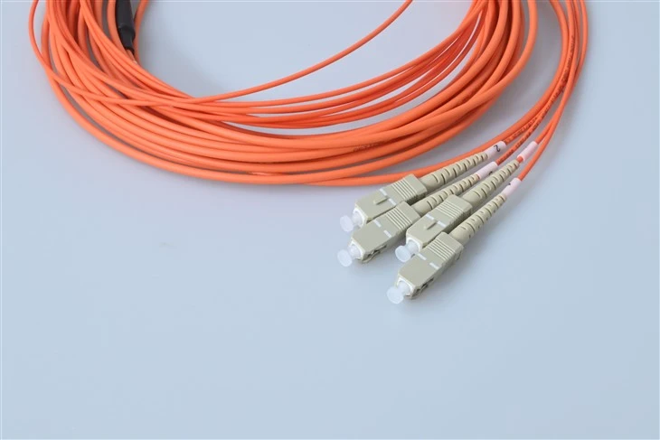 12 Core Patch Cord SC Multimode Oranžinė